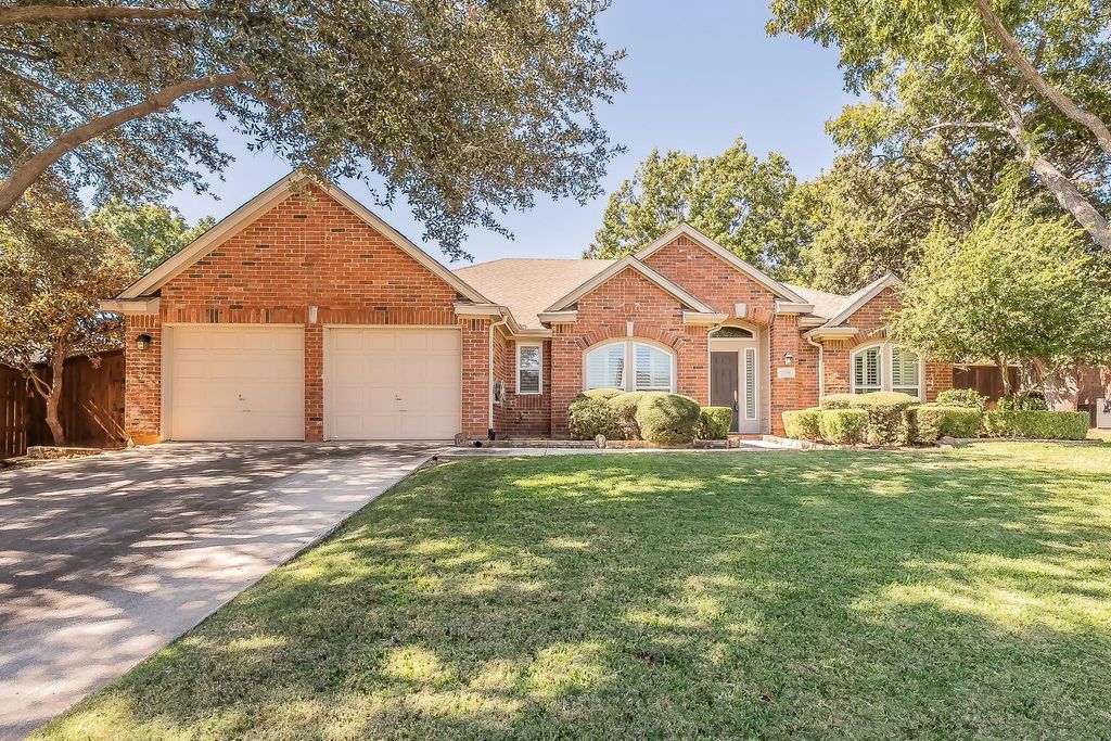 2709 Cobblestone Drive, Grapevine
