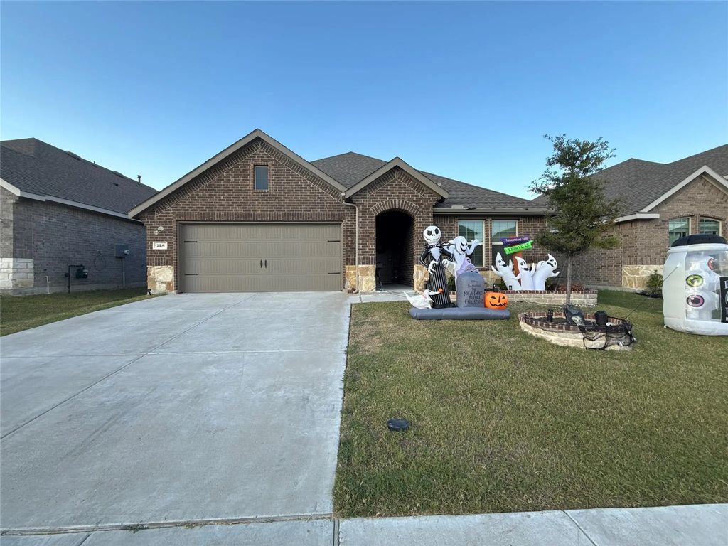 728 Shirley Crossing, Fate