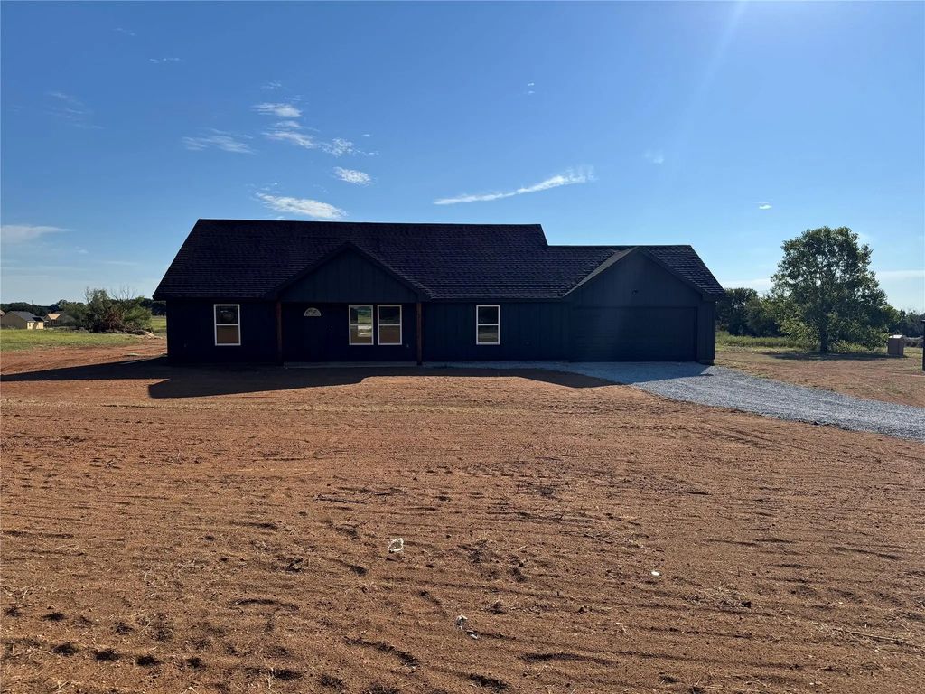 760 Smith Road, Springtown