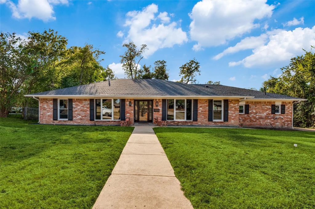 1026 Randy Road, Cedar Hill