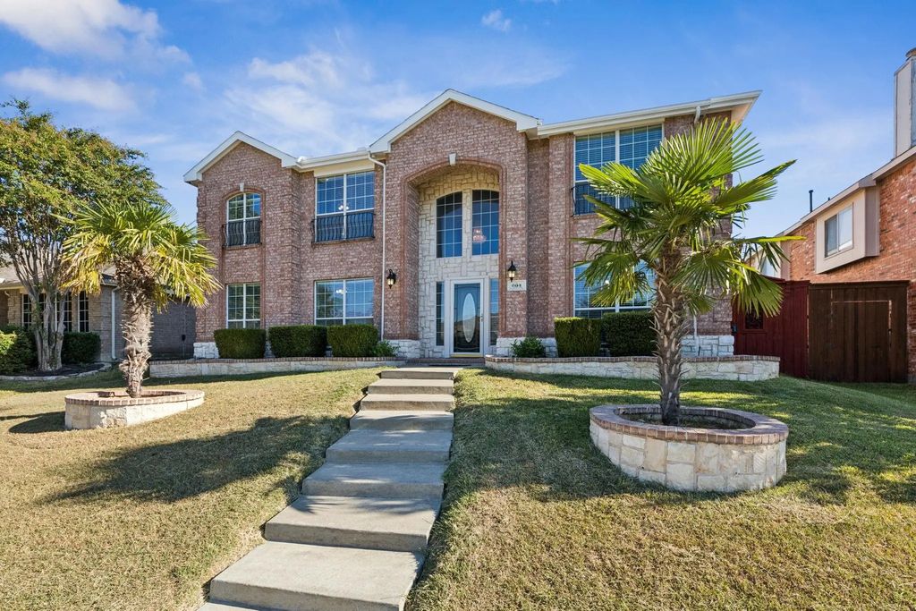 604 Pendleton Drive, Rockwall