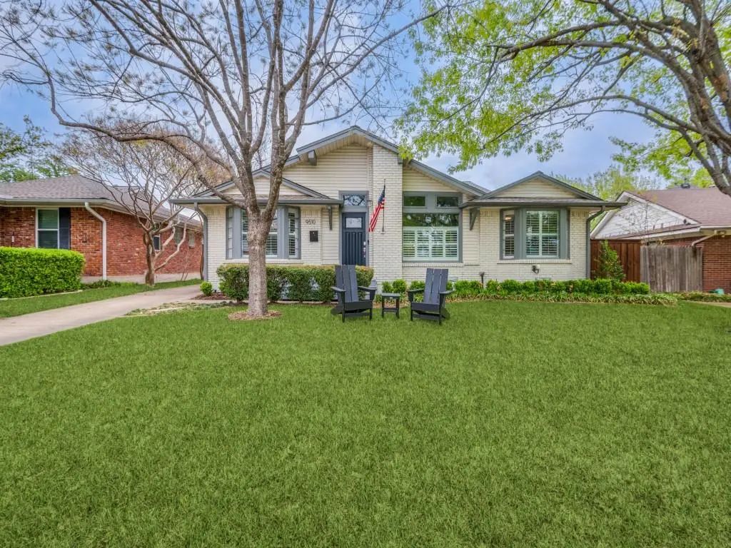 9510 Larchwood Drive, Dallas