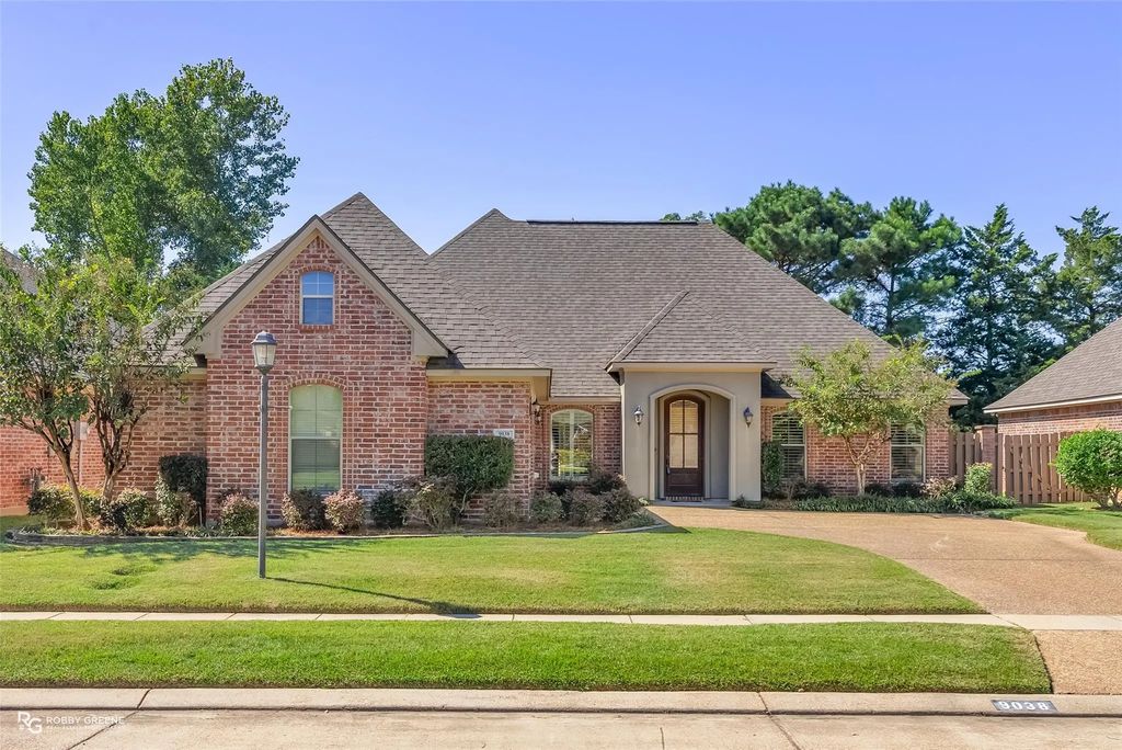 9038 Houmas Court, Shreveport