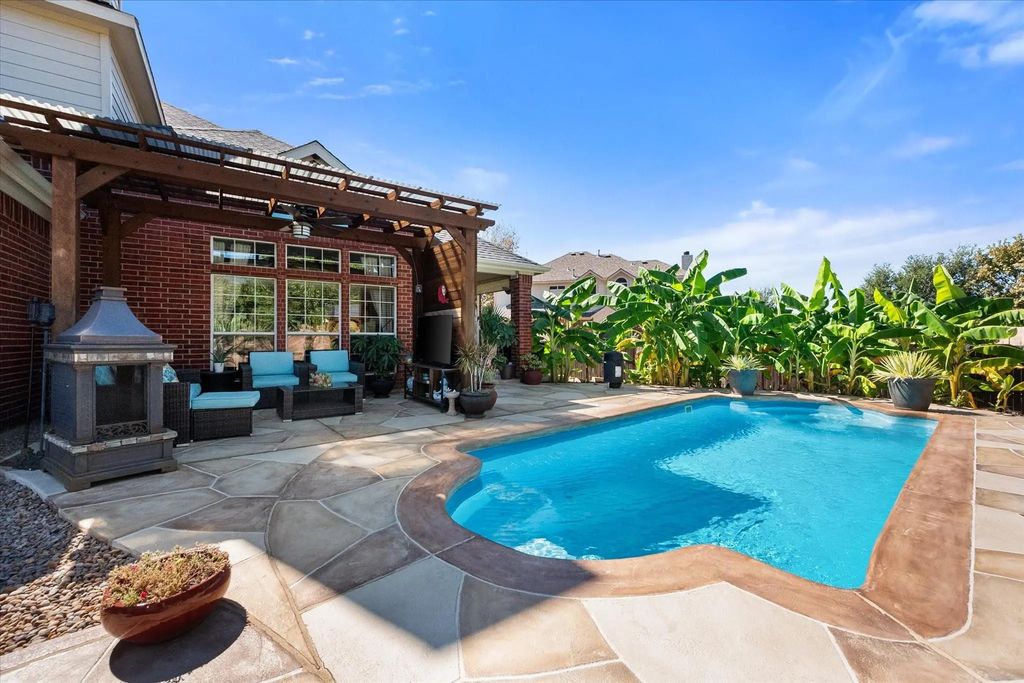 628 Hammond Drive, Mansfield