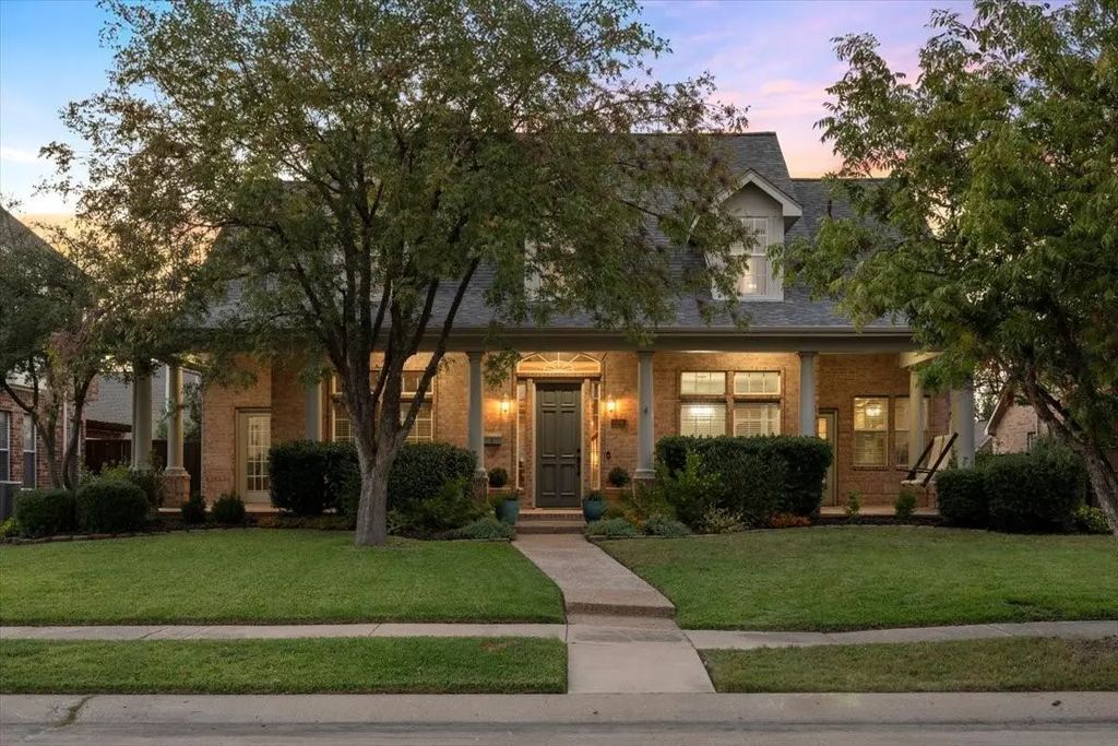 1006 Avalon Drive, Lewisville