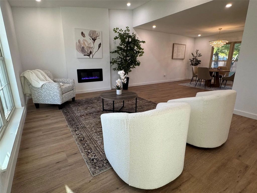 8713 Linda Vista Drive, Rowlett