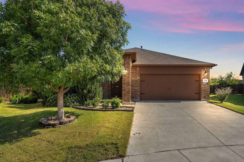100 Sunken Meadow Court, Denton