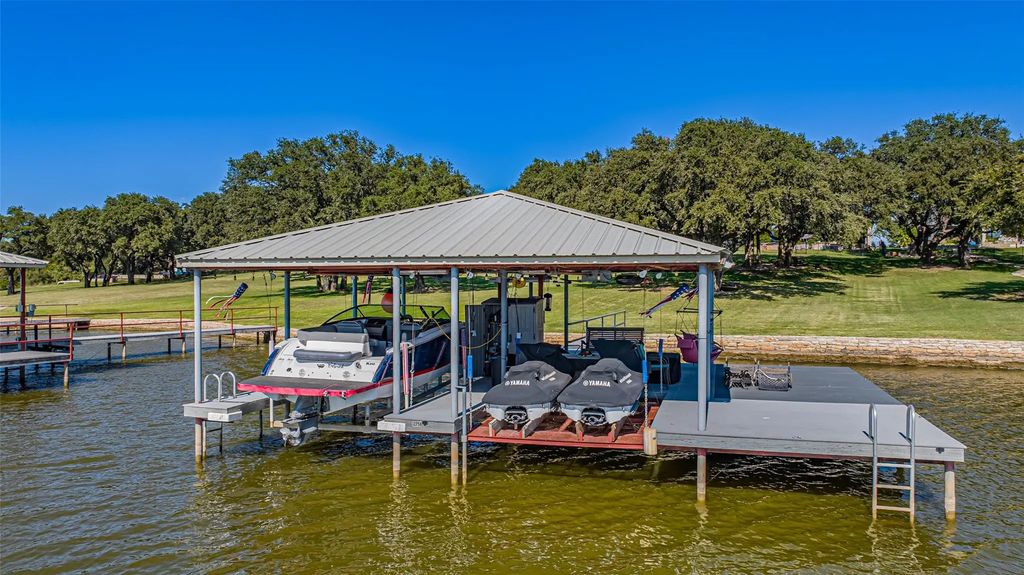 3526 Abes Landing Drive, Granbury