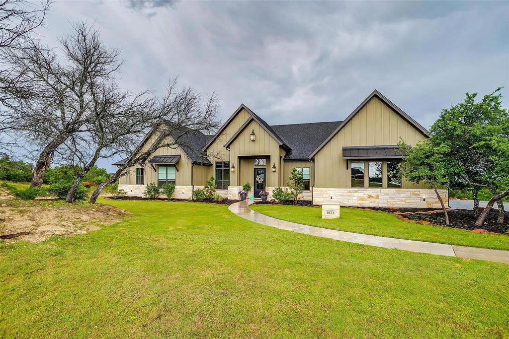 1023 Sweeney Way, Weatherford