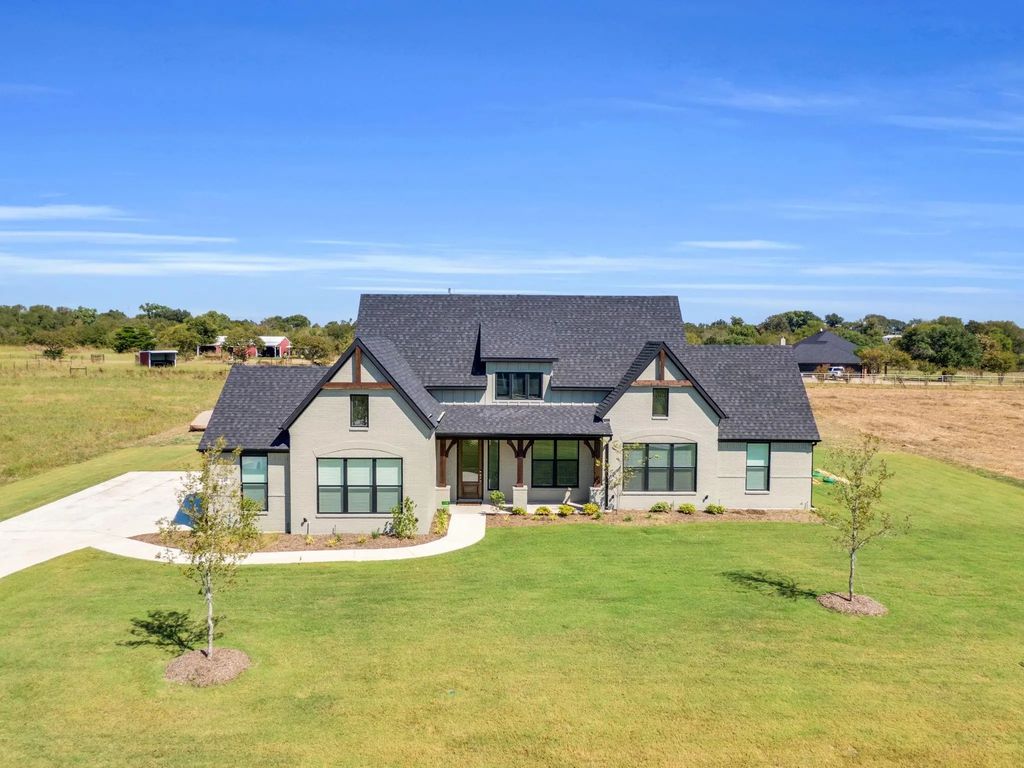 140 Olson Road, Waxahachie