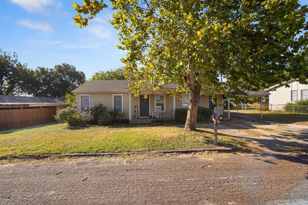 604 E Collins Street, Decatur