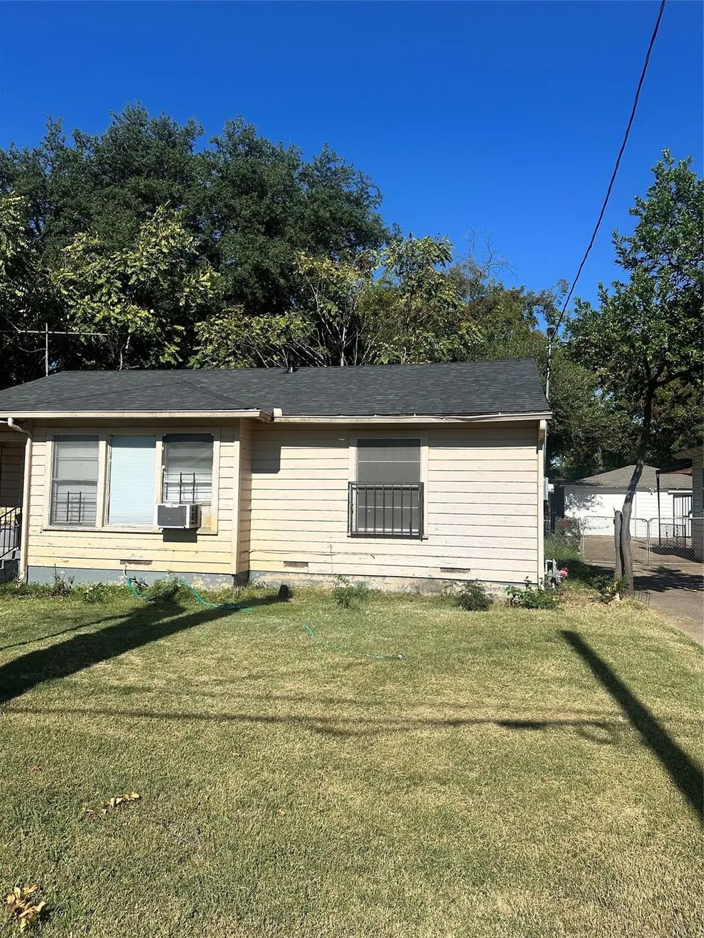 3203 Bertrand, Dallas