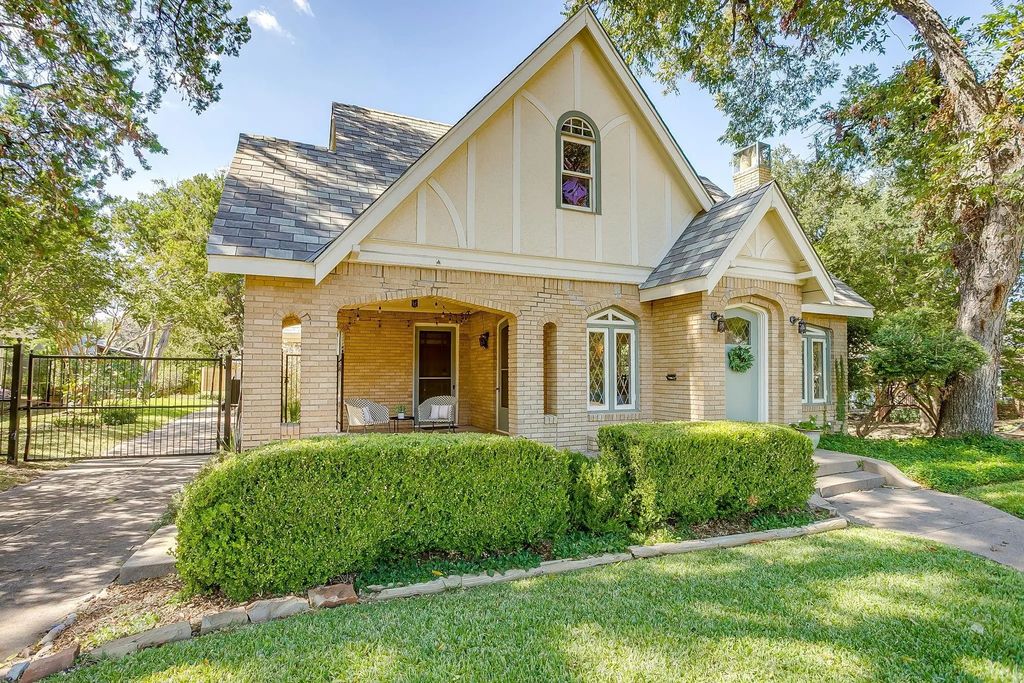 3000 6th Avenue, Fort Worth