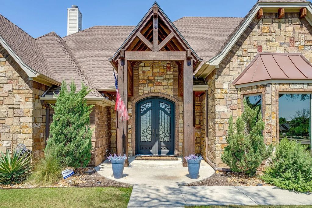 108 Howard Newby Lane, Springtown