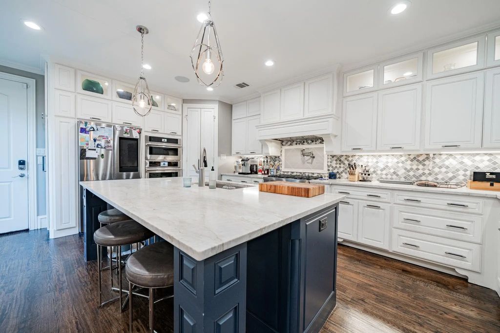5517 Longview Street, Dallas