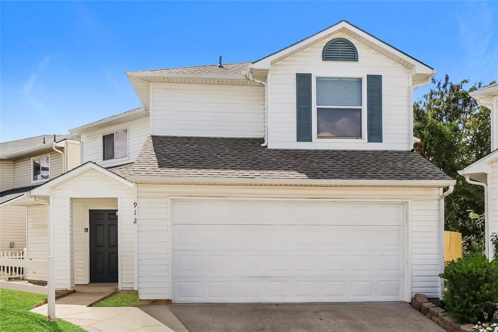 912 Laredo Plaza, Dallas