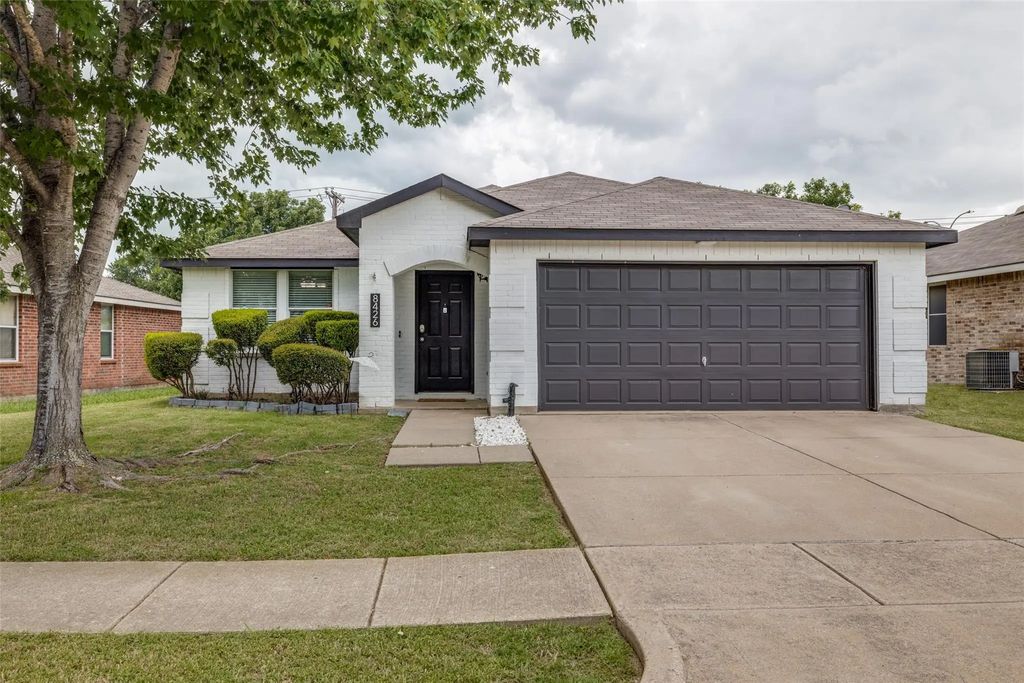 8426 Jacaranda Way, Arlington
