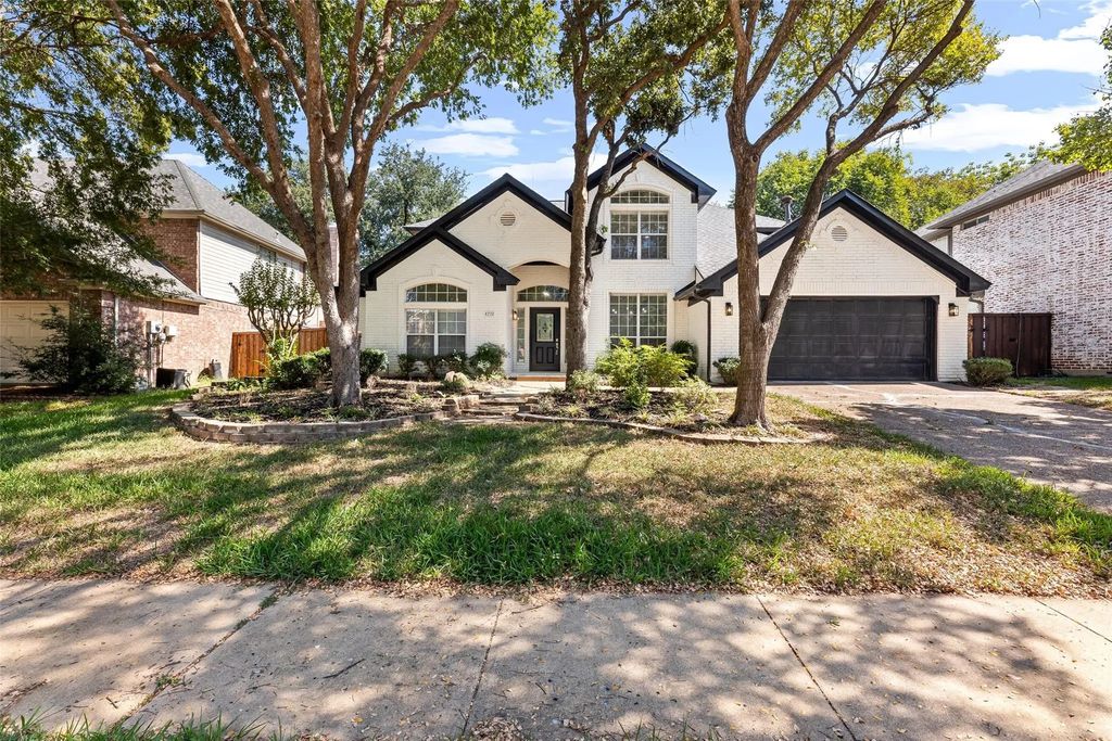 4220 Crescent Drive, Flower Mound