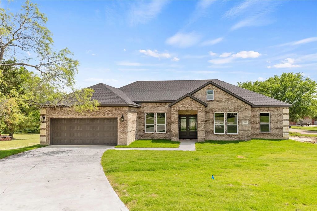 10560 Lago Vista, Quinlan