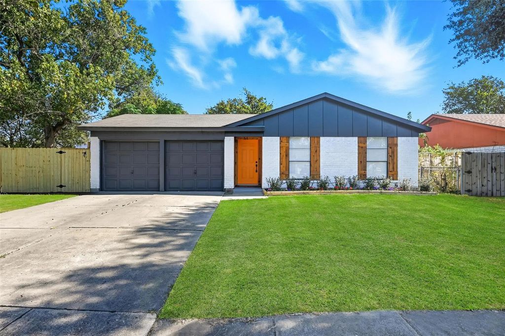 716 Croydon Drive, Everman