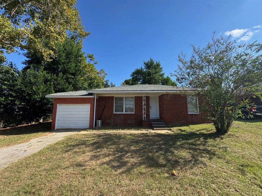 306 2nd Street, Palestine