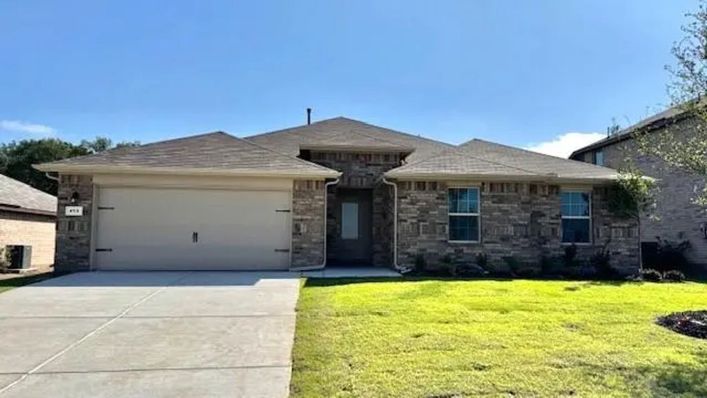 413 Sunflower Trail, Cleburne