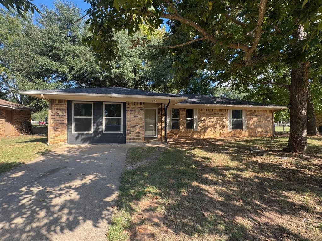 207 Westview Street, Palestine