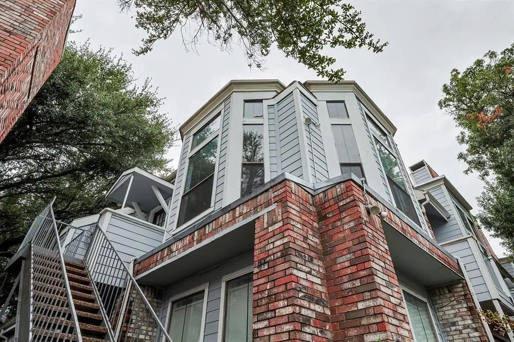 3420 Country Club Drive W 214, Irving