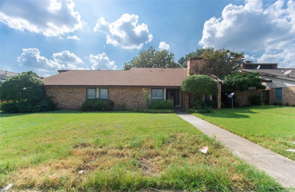 12617 Hornbeam Drive, Dallas