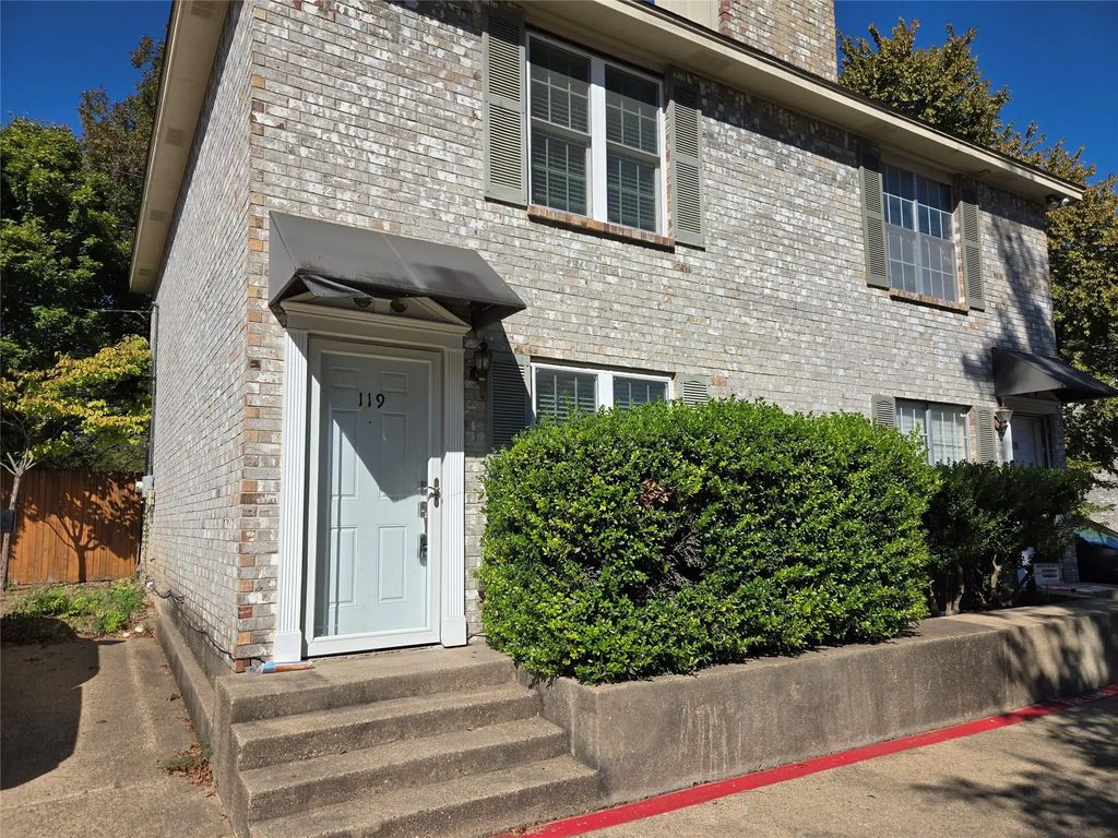 119 Graystone Place, Duncanville