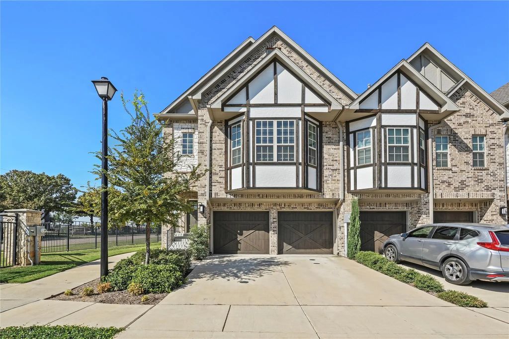 2321 Southwick Drive, Lewisville