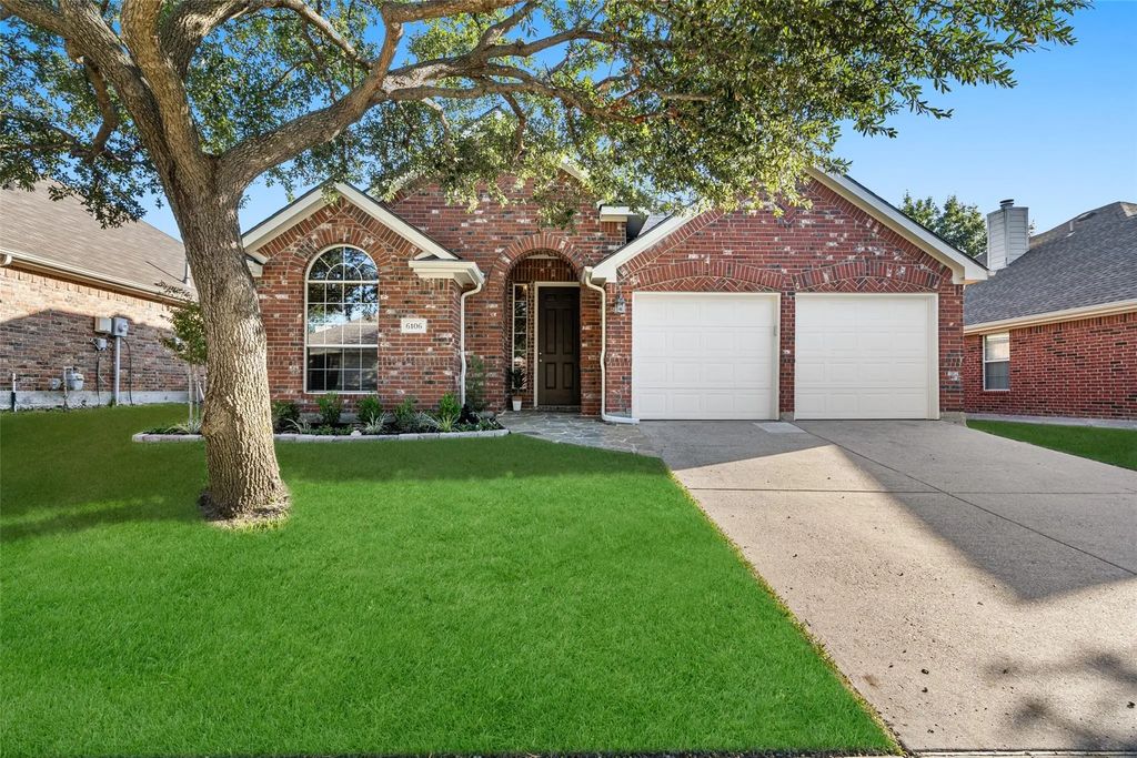 6106 Lakecrest Drive, Sachse