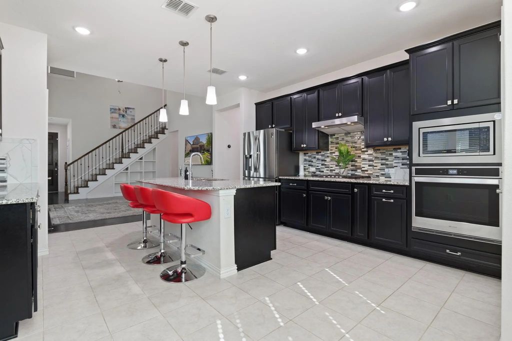 208 Lee Roy Jordan Street, Irving