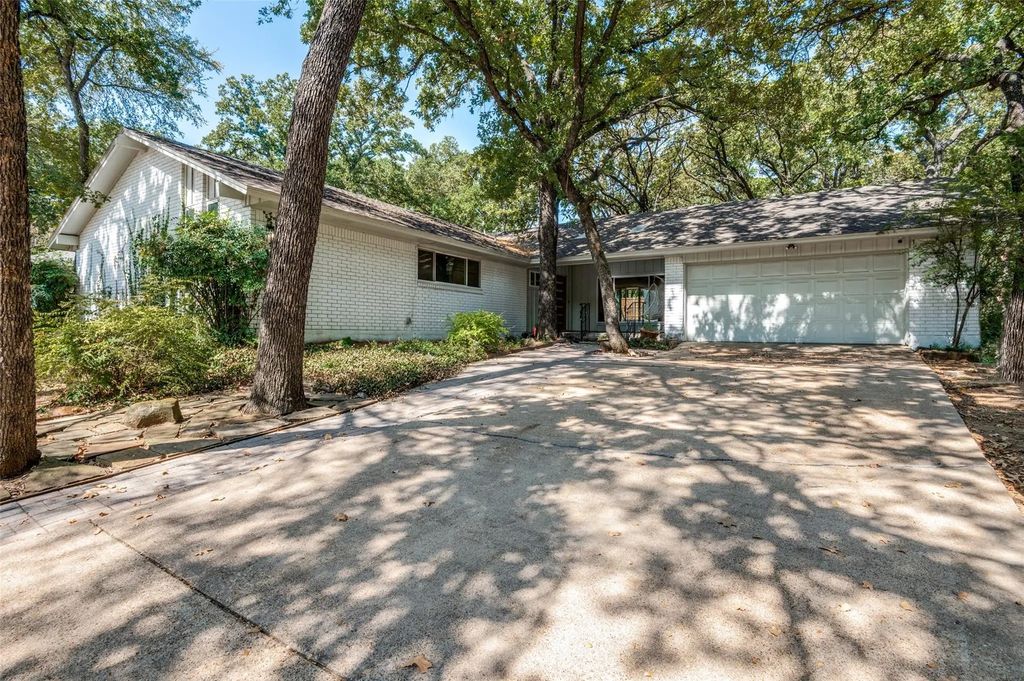 3405 Lynnwood Drive, Arlington