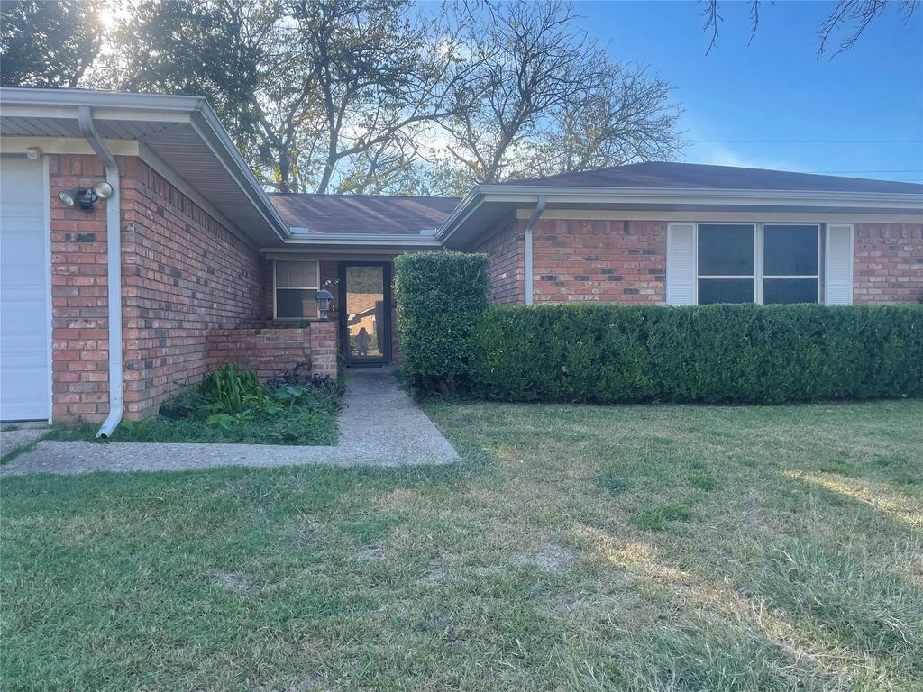 5737 Hawthorne Drive, Waco