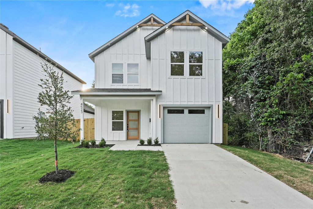 4523 Wahoo Street, Dallas