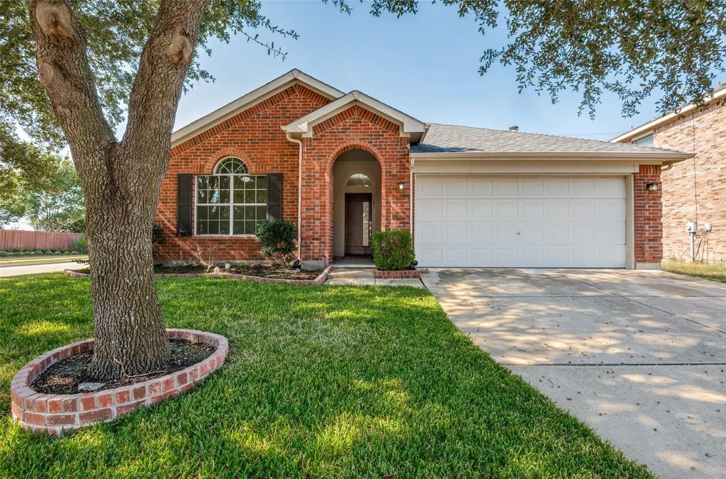 7383 Gallo, Grand Prairie