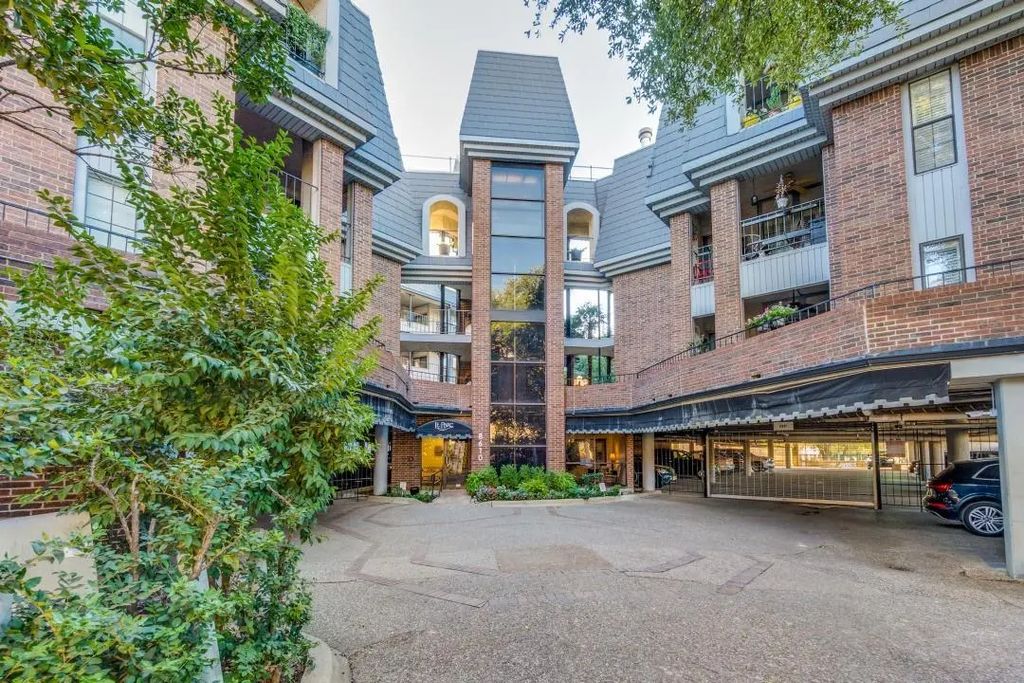 8610 Turtle Creek Boulevard 104, Dallas