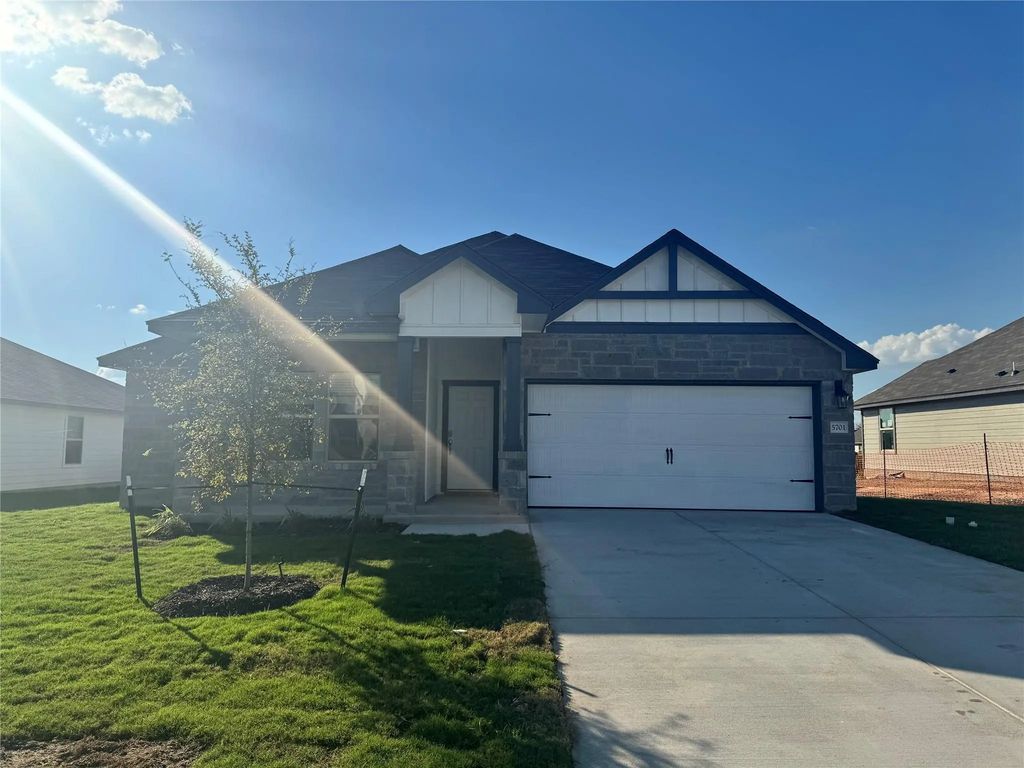 5701 Foggy Lagoon Drive, Waco