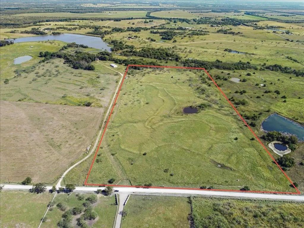 8218 Nw County Road 0080, Corsicana
