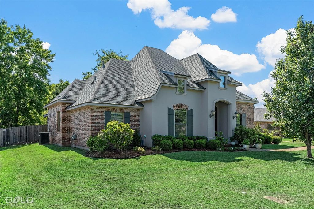 1053 Fawn Hollow, Bossier City