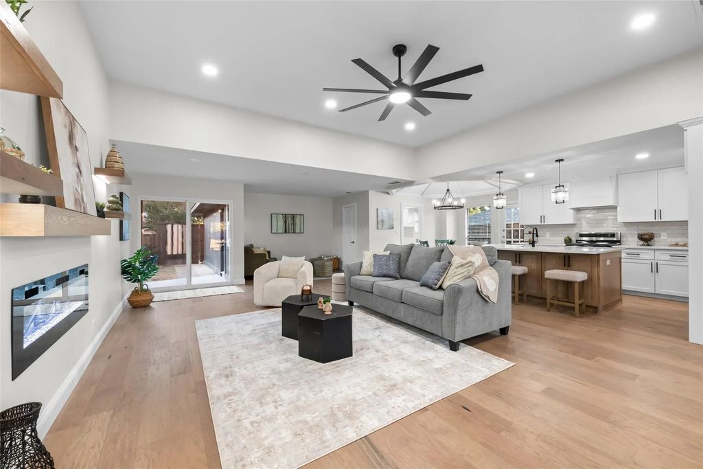 2800 Glen Forest Lane, Plano