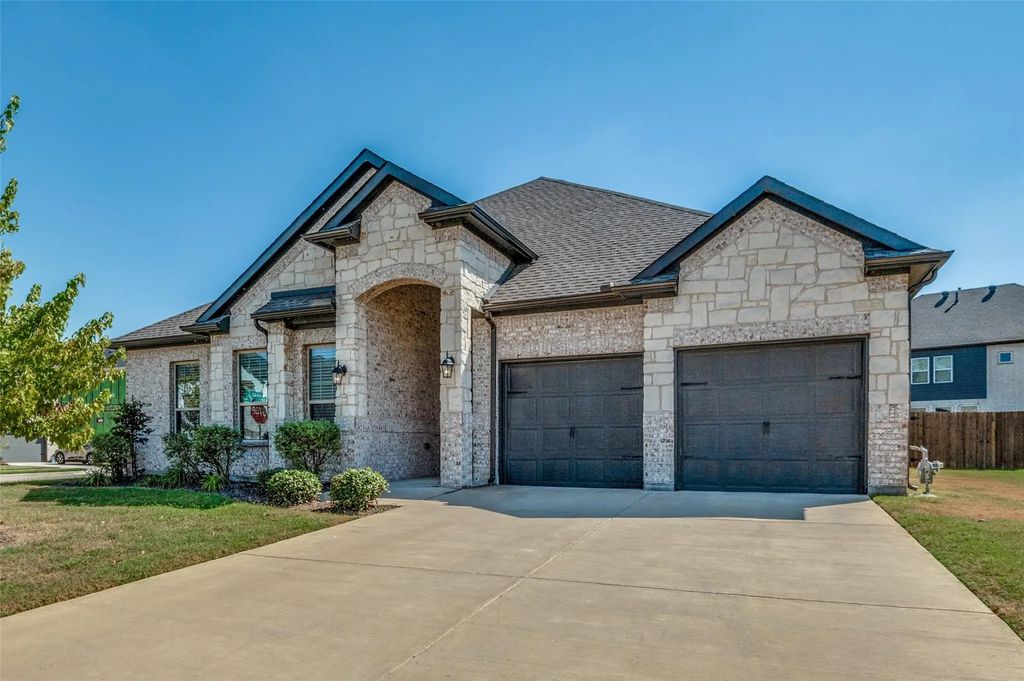 5208 Vista Lago Way, Mansfield