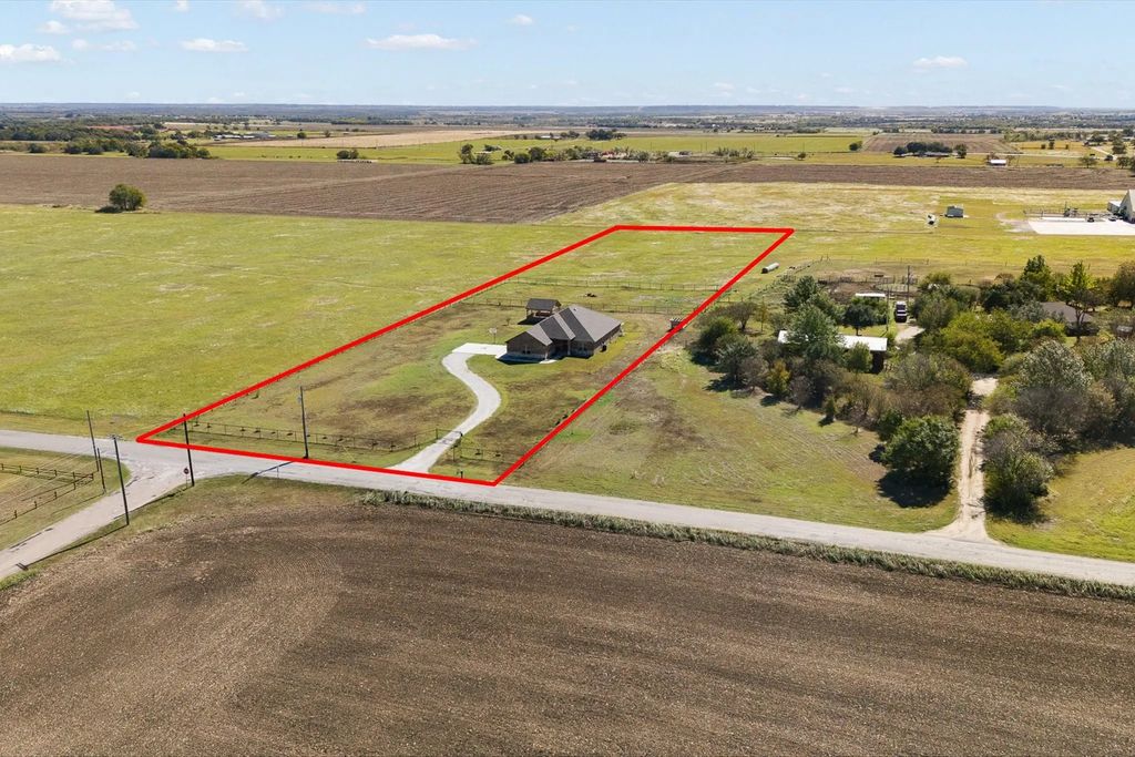 201 Hughes Lane, Grandview