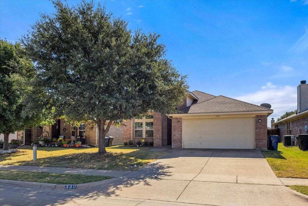 330 Sardius Boulevard, Granbury