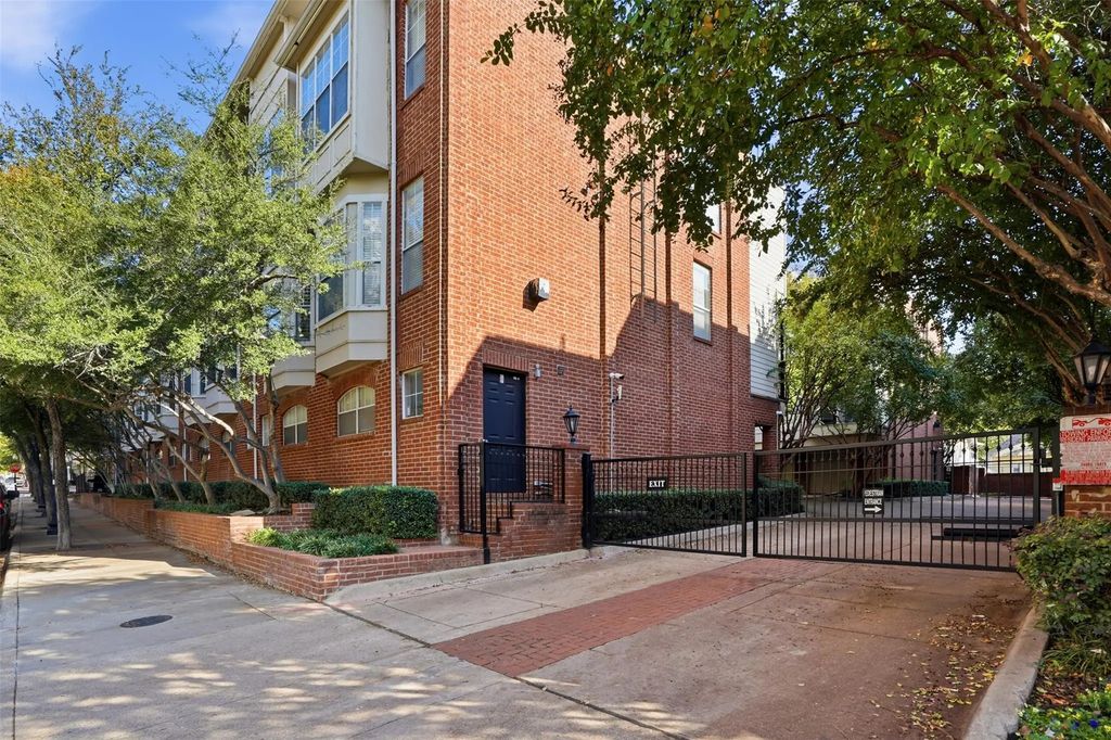 2902 State Street 5, Dallas