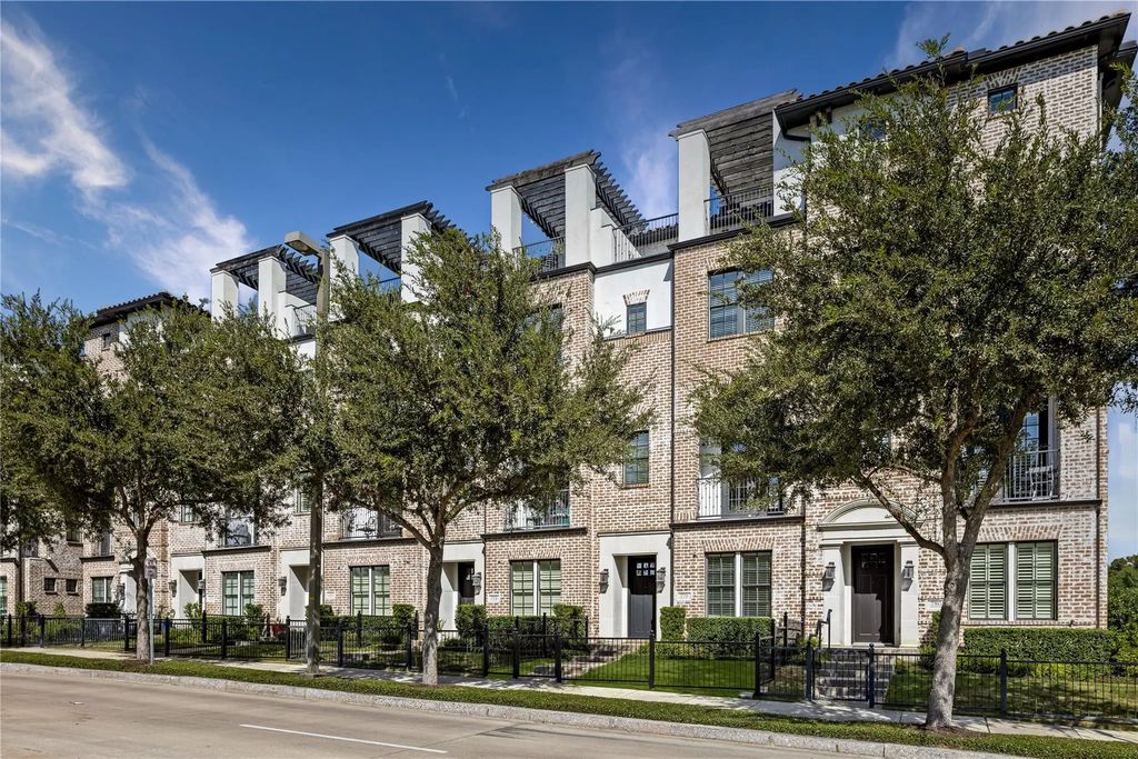 776 Sid Rich Drive, Irving