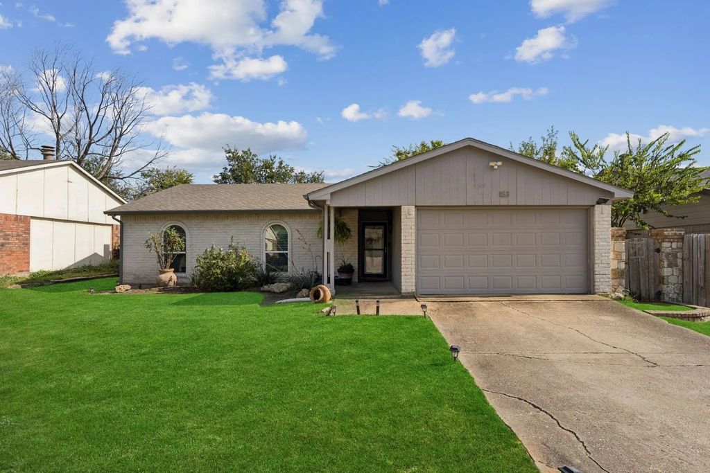 153 W Way Drive, Allen