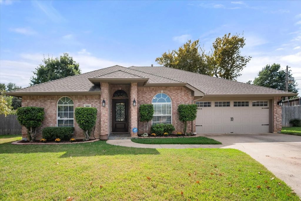 3806 Ivywood Court, Arlington