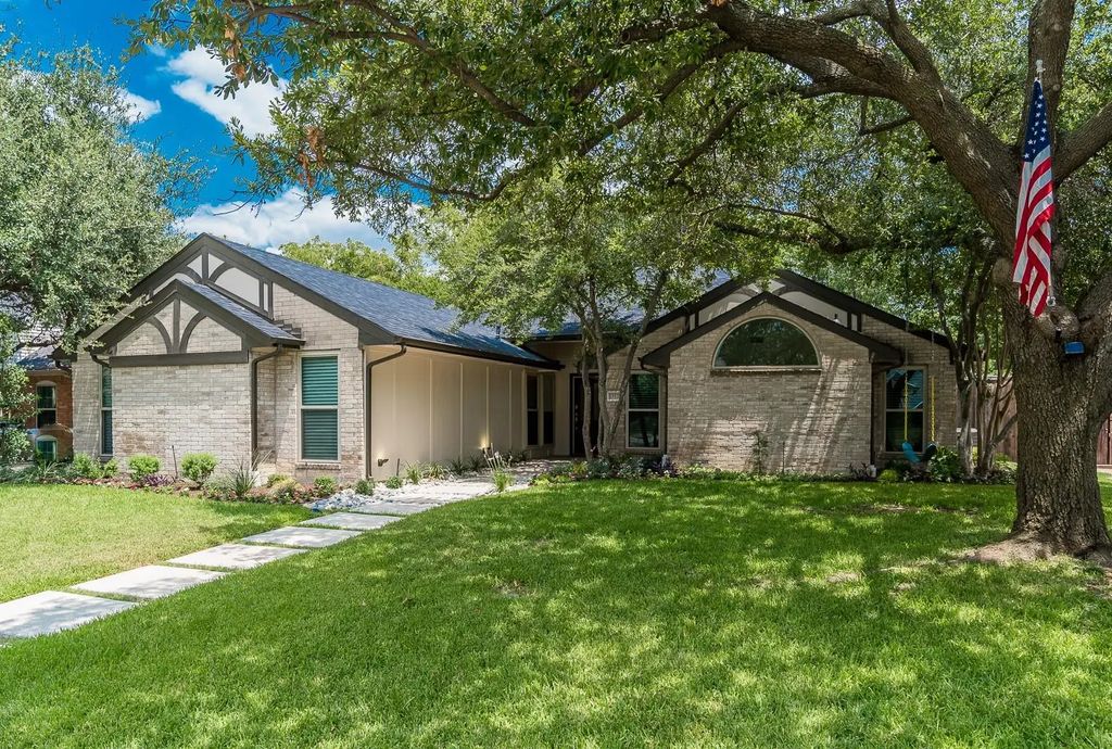 15520 Bay Point Drive, Dallas
